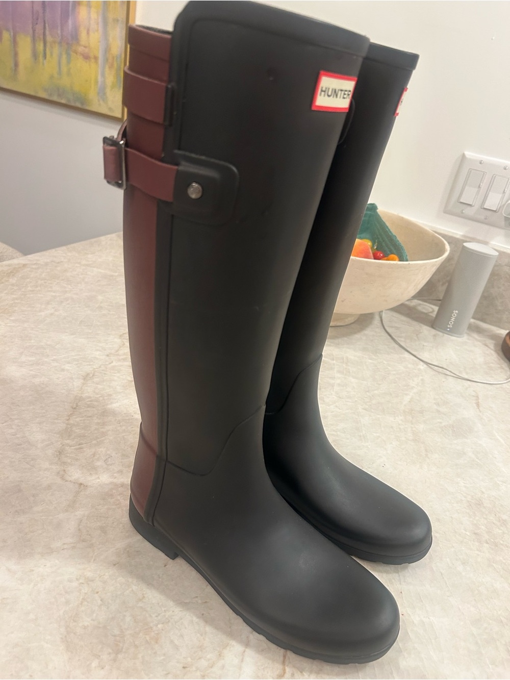 Hunter Tall Two-Tone Rain Boots in Black & Burgundy Size 38